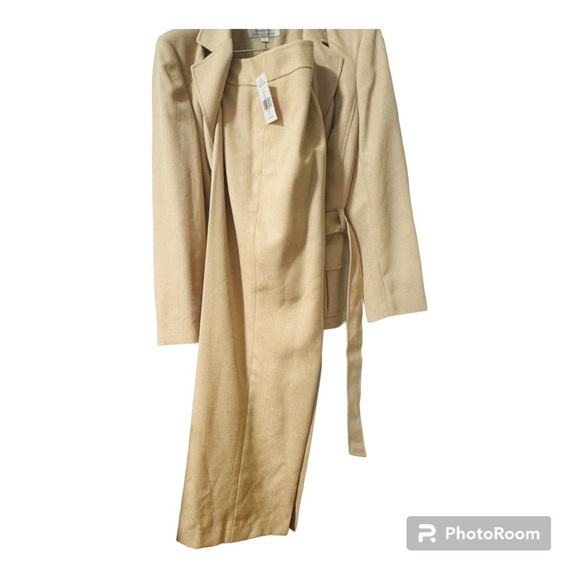 TAHARI ARTHUR S.LEVINE  2 piece Women’s pants suit Size 18W color Khaki … - Picture 3 of 6